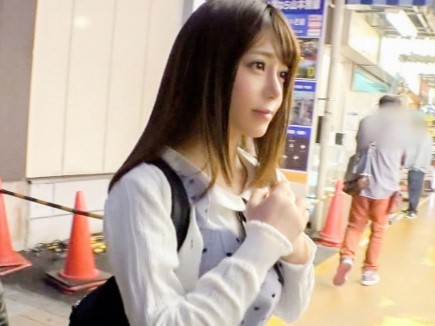 【無毛の美少女♡】 恥じらう姿が萌えキュン！ ツルツル美少女の敏感ボディをじっくり味わい尽くす！
