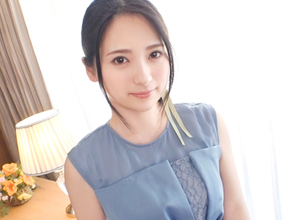 [素人スレンダー]代官山の美女っ♥乳首責めで感じちゃう♪結婚式帰りに奔放な手コキとフェラチオ！！