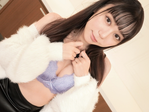 元アイドルだけにオーラパワーはんぱ無し＜芸能人＞スレンダーボディをジラし焦らして味わい尽くしお楽しみのおマンコご開帳ww