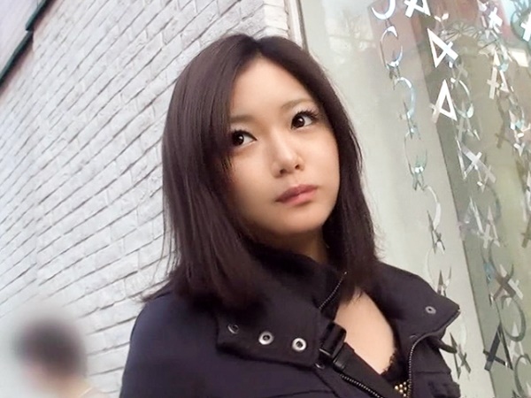 【クールなお姉さんの甘い誘惑】ホテルでイチャラブ♡むっちりボディが揺れる！クール系美女がベッドで見せる本気の喘ぎ顔と敏感なカラダに興奮MAX！！