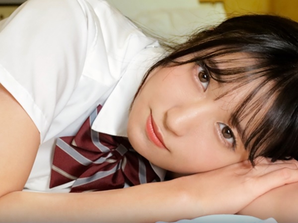 【極上女子校生の秘密】「やだ…恥ずかしい…」華奢でウブなJKを連れ込み濃厚セックス！きつめのマ○コを激しく突きまくり、ピンクの秘部にたっぷりザーメン注入♡