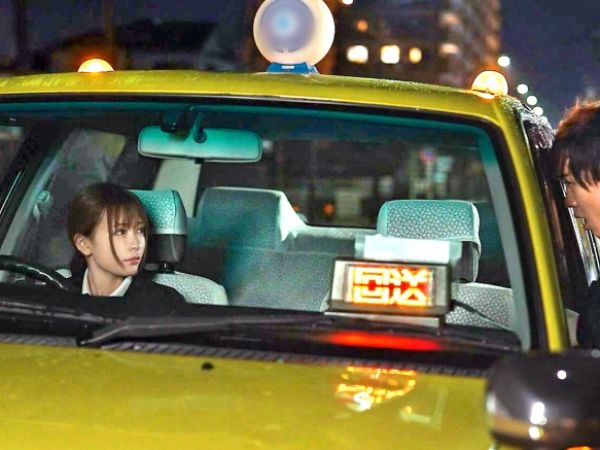 【猫系女子の甘い罠】スレンダー美人なタクシードライバー、ナンパ男のしつこいアピールに落ちて同棲スタート！甘々な恋人セックスでメロメロ♡