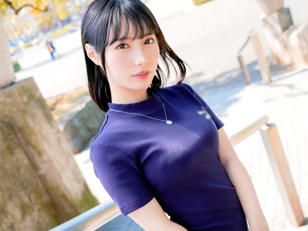 【元タレントJDの初AV挑戦】『恥ずかしい…でも気持ちいい…』色白スレンダーな現役女子大生が初撮りで大胆露出！無毛の秘部を激しく突かれ、タレント時代の清純イメージを吹き飛ばす淫乱な喘ぎ声を響かせる♥︎