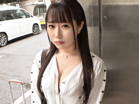 【巨乳ナンパ】デカパイ女子をゲット！乳首コリコリで感じまくり、トロトロおまんこにギンギンチ○ポをズボズボ！巨乳揺らしてイキまくるエロかわ娘♡