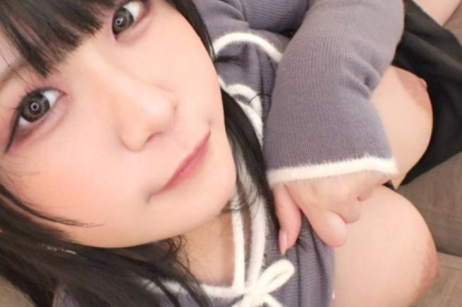 【爆乳ゆるふわ娘の誘惑】『私のエロさ、我慢できる？』タレ目が愛らしいHカップ美少女がエロオーラ全開で男をメロメロに！柔らかそうな巨乳とセクシーな腰つきで暴発必至のセックス！この娘、ヤバすぎる！♡