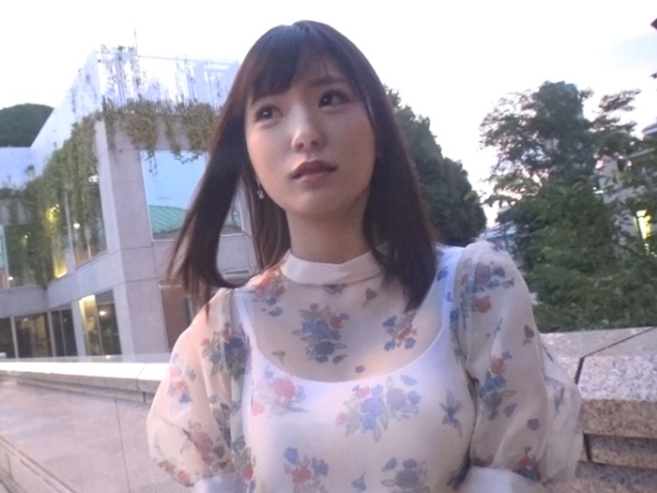 【背徳の快楽】『旦那ごめん…』生ハメ中出しで乱れる不貞妻!罪悪感ゼロの喘ぎ声がエロすぎる♡禁断の浮気セックスで本能剥き出し!