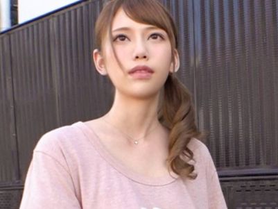 【童貞筆おろし】『初めてなの…優しくしてね』スレンダー巨乳の若妻が童貞くんと中出しセックス♥ウブな童貞チンポを優しくリードし、激カワ奥様の巨乳とマ○コで筆おろし！！