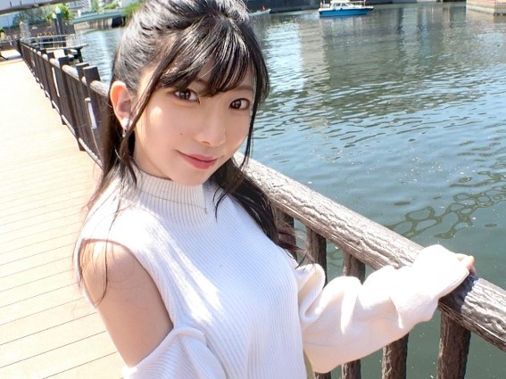 【ノーブラ微乳娘の乳首ぽっちに興奮MAX！】『ダメ…感じちゃう…♡』敏感な乳首を責められ、チンポ挿入で喘ぎまくる！快感に溺れるちっぱい娘のエロ過ぎる反応がヤバい！