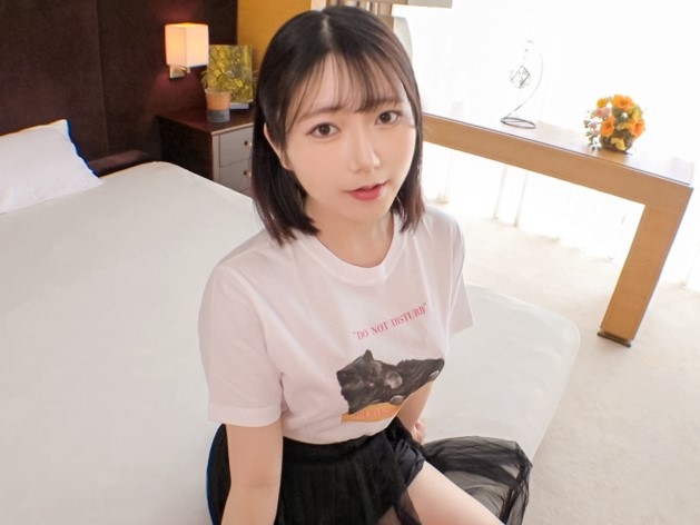 【彼氏持ち巨乳美女】『ダメ…彼氏に悪いから…』手マン＆クンニ責めでトロトロマ●コに！巨乳揺らして感じまくる浮気セックス♡