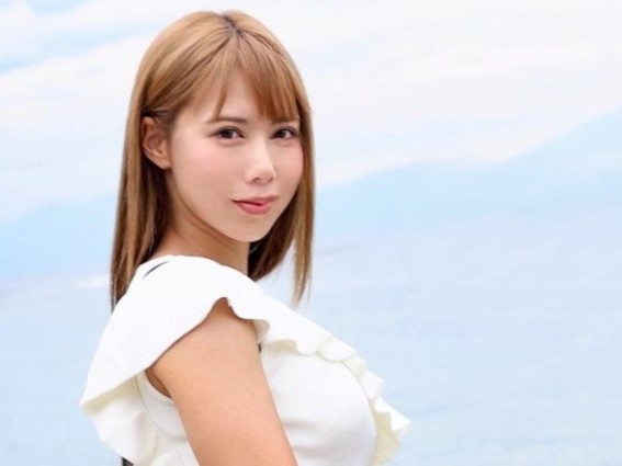【ギャル人妻のご無沙汰ボディ】久々のエッチに火がついちゃう！エロ過ぎる舌使いで男を骨抜きにする濃厚フェラテクにメロメロ♡
