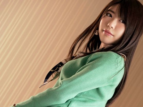 【お天気お姉さんの裏の顔】『カメラ回ってないよね…？』清楚系キャスターがデカチンにガツガツ腰振り！小さな口でフェラチオ、激ピストンに美人顔が歪むエロすぎる本性！！