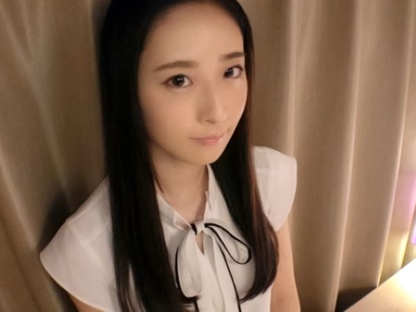 【清楚系お嬢様の初体験】超スレンダー美少女がカメラの前でSEX解禁！流し台で激しくイキまくる姿は必見♡清楚な顔してエッチに大胆！